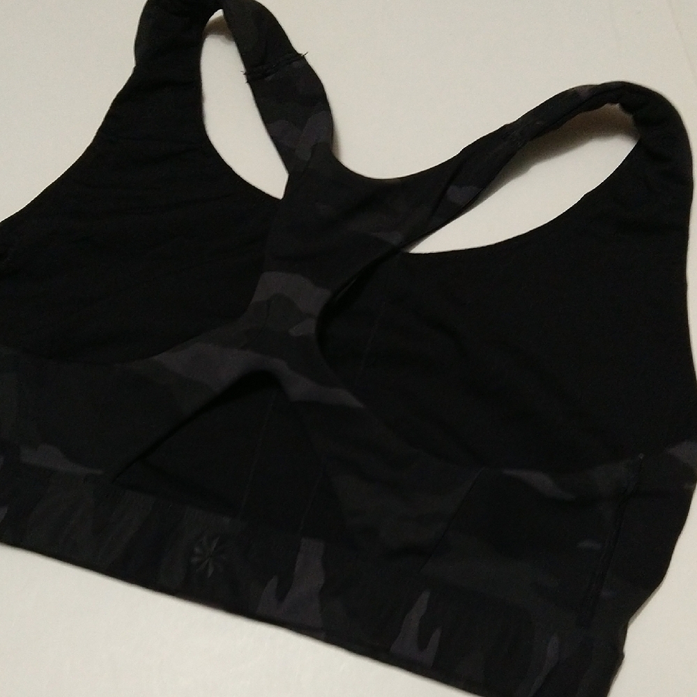 Athleta Camo Pull Over Lined Sports Bra Size S #1243 - Picture 4 of 8